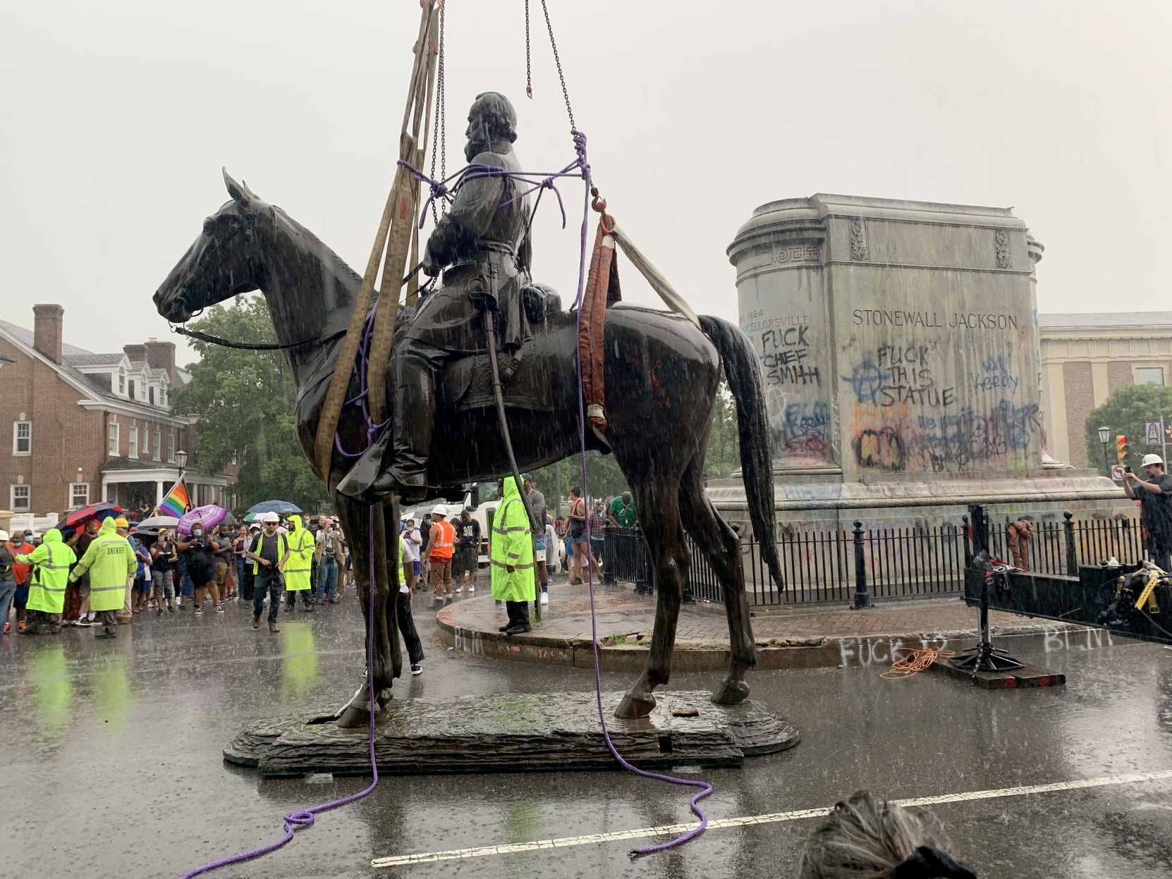 Stonewall Jackson statue